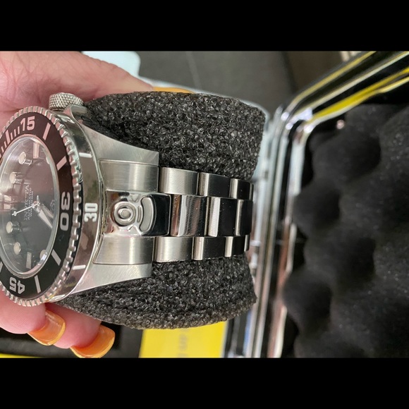 Invicta Men's 47mm Grand Diver Gen II Watch - Picture 8 of 15